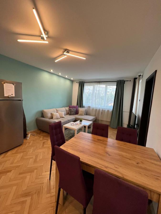 Al Malina 3Bdr Family Apt With Parking Space Near Airport And Iec صوفيا المظهر الخارجي الصورة